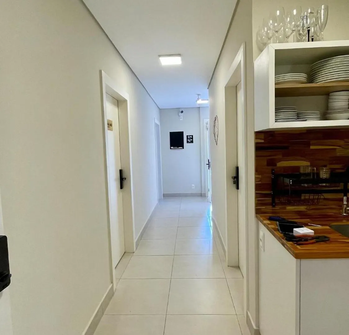 No Centro Suites 2 - Apto Moderno Com Cozinha Compartilhada Florianopolis 0*,  Brazil